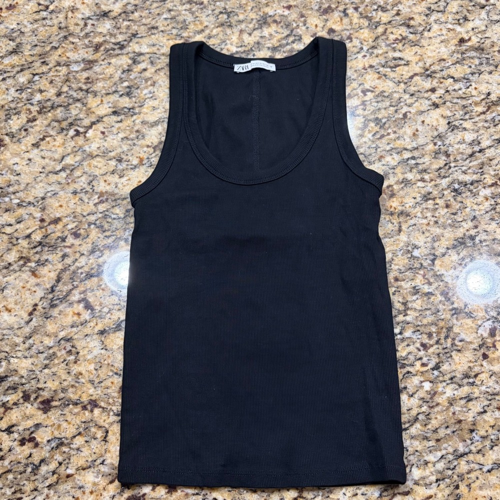 Zara Ribbed Knit Tank Top Black Scoop Neck Sleeveless Basic Size M ws
